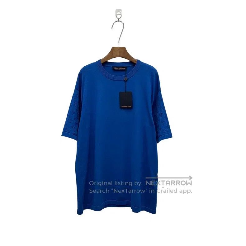 Louis Vuitton Louis Vuitton Blue sleeve embossed full print knit short s Size US XXL / EU 58 / 5 - 2 Thumbnail