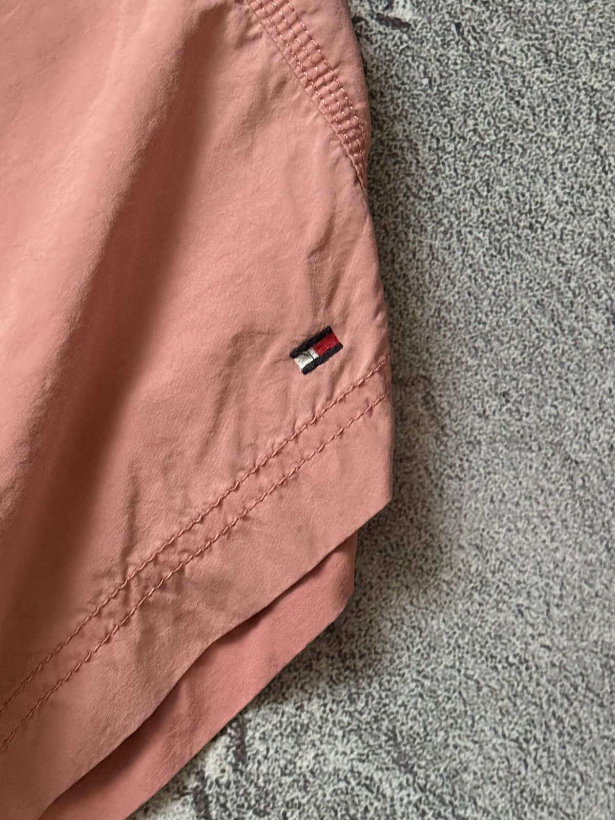 Tommy Hilfiger × Vintage Tommy Hilfiger M pink summer shorts 🩳 beach tennis golf Size US 32 / EU 48 - 3 Thumbnail