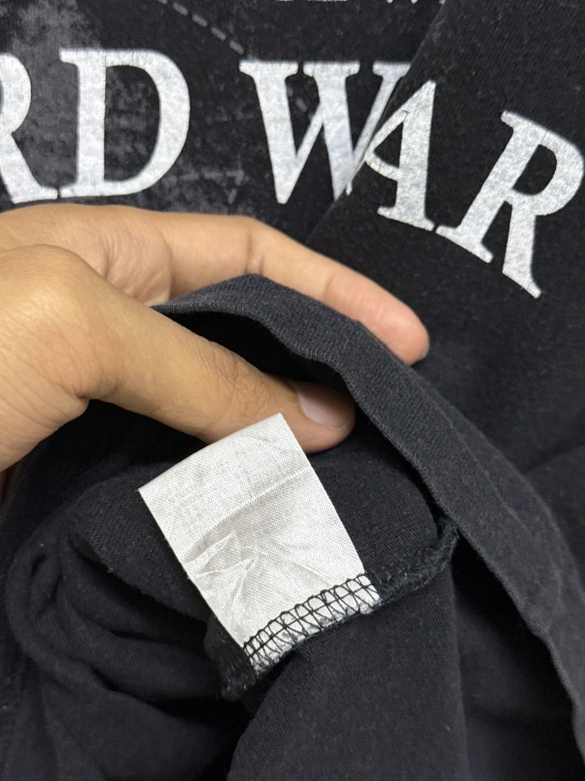 Japanese Brand 2000s Airwalk Wild Poems Punk Gothic Grunge Tees Size US M / EU 48-50 / 2 - 5 Thumbnail