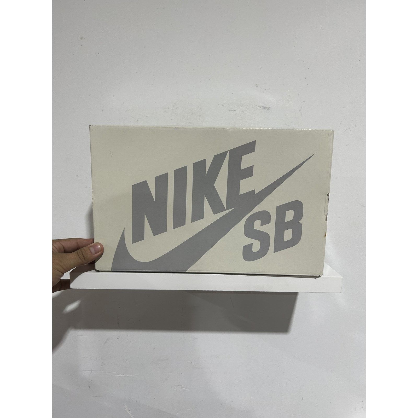 Nike NIKE SB DUNK LOW POWER PUFF BLOSSOM SIZE 8.5 PREOWNED Size US 8.5 / EU 41-42 - 8 Thumbnail