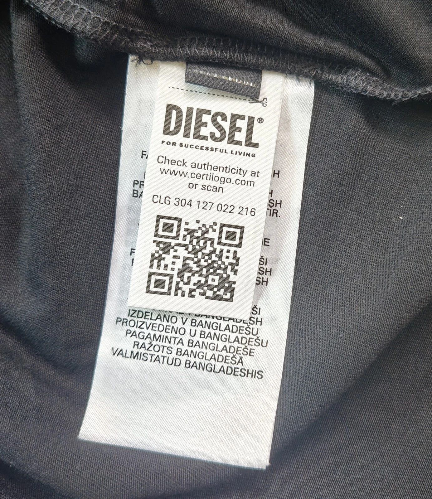 Diesel DIESEL Black Tshirt with Hardwear Denim Division print T4153 Size US L / EU 52-54 / 3 - 7 Thumbnail