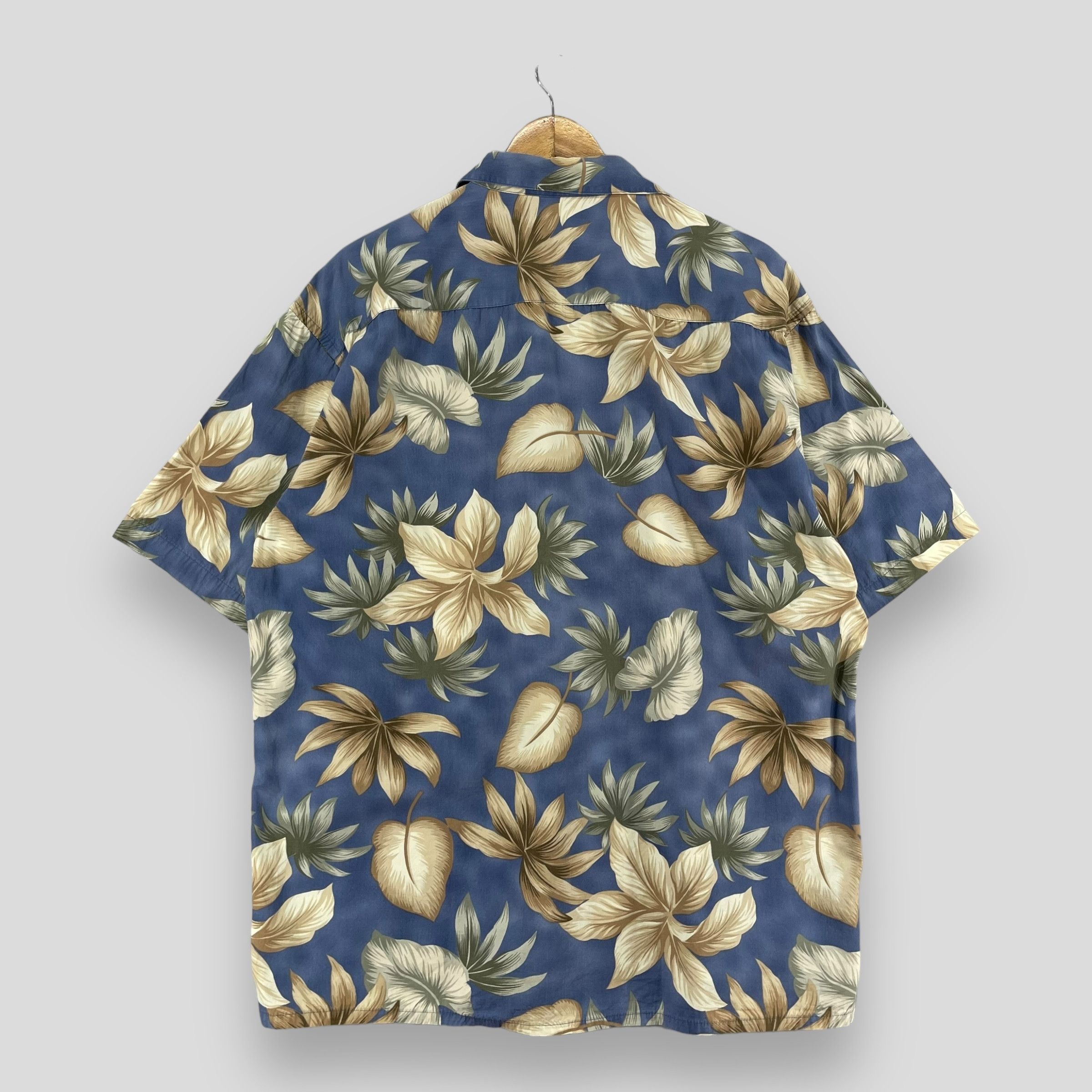 Japanese Brand × Vintage Vintage PIERRE CARDIN Aloha Beach Floral Motive Hawaii Shirt Size US XL / EU 56 / 4 - 8 Thumbnail