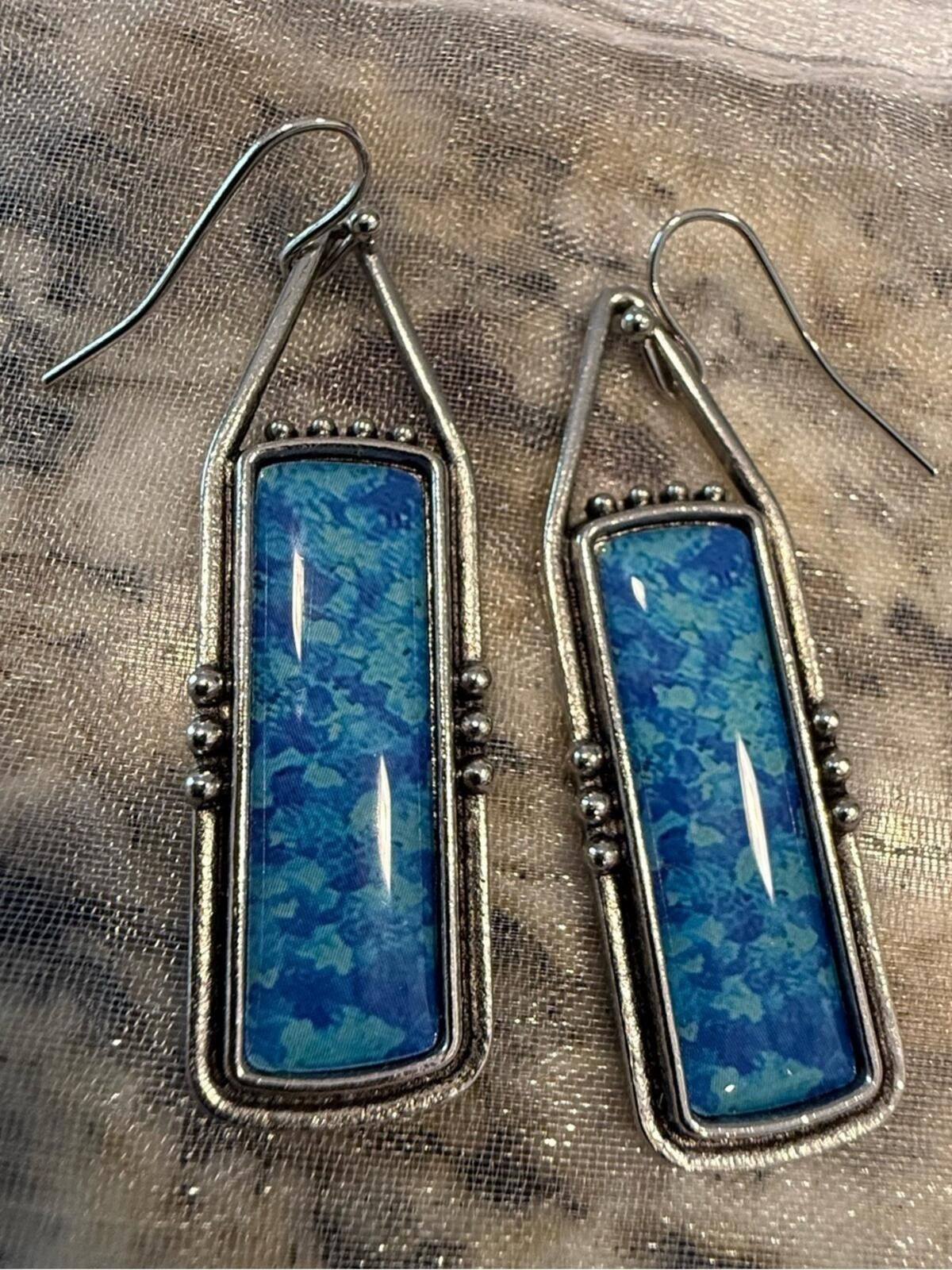 Other Western dangle earrings turquoise & silver tone beaded Size ONE SIZE - 1 Thumbnail