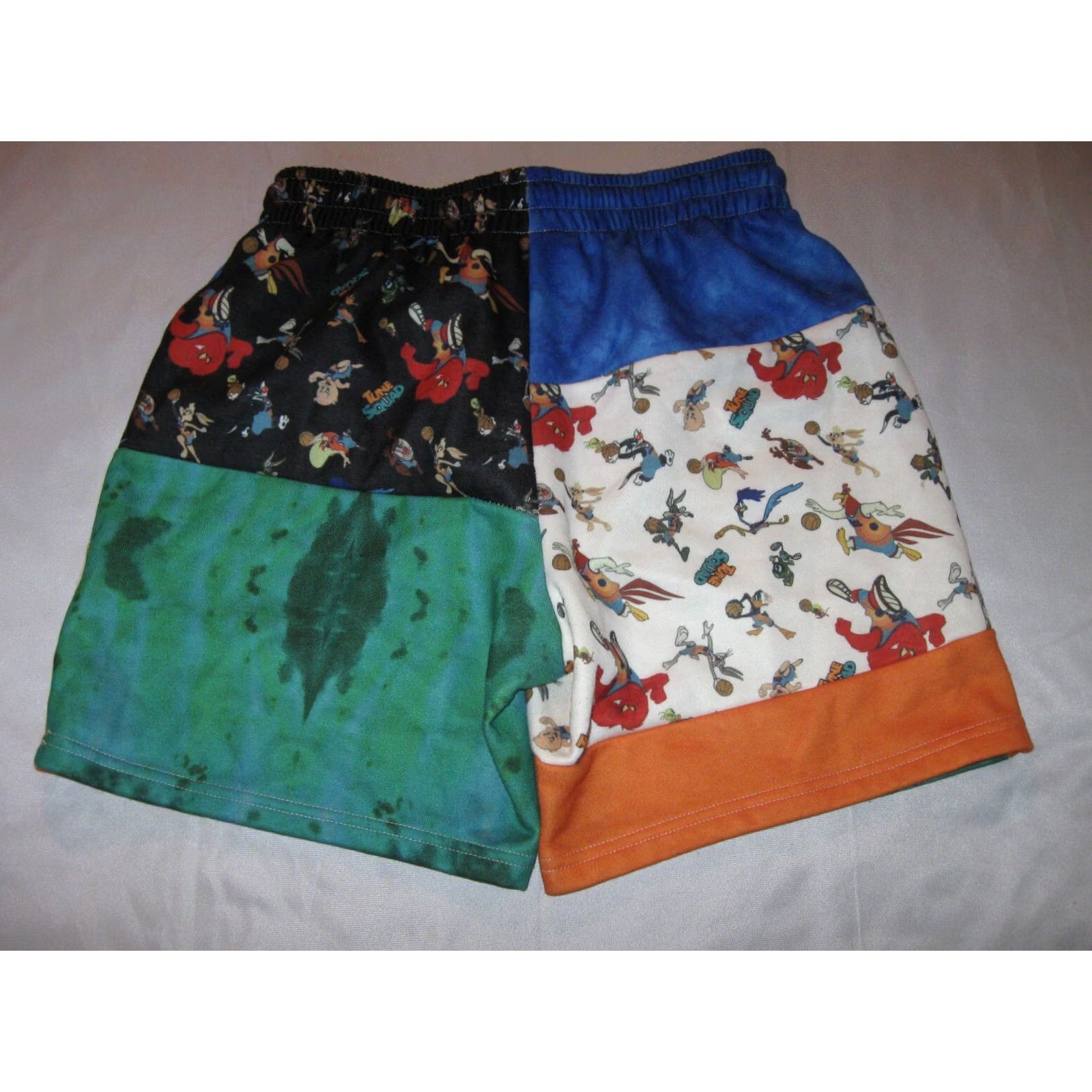 Forever 21 Space Jam A New Legacy Sweat Shorts Mens Medium (short) Lebron James Tune Squad Size US 31 - 5 Thumbnail
