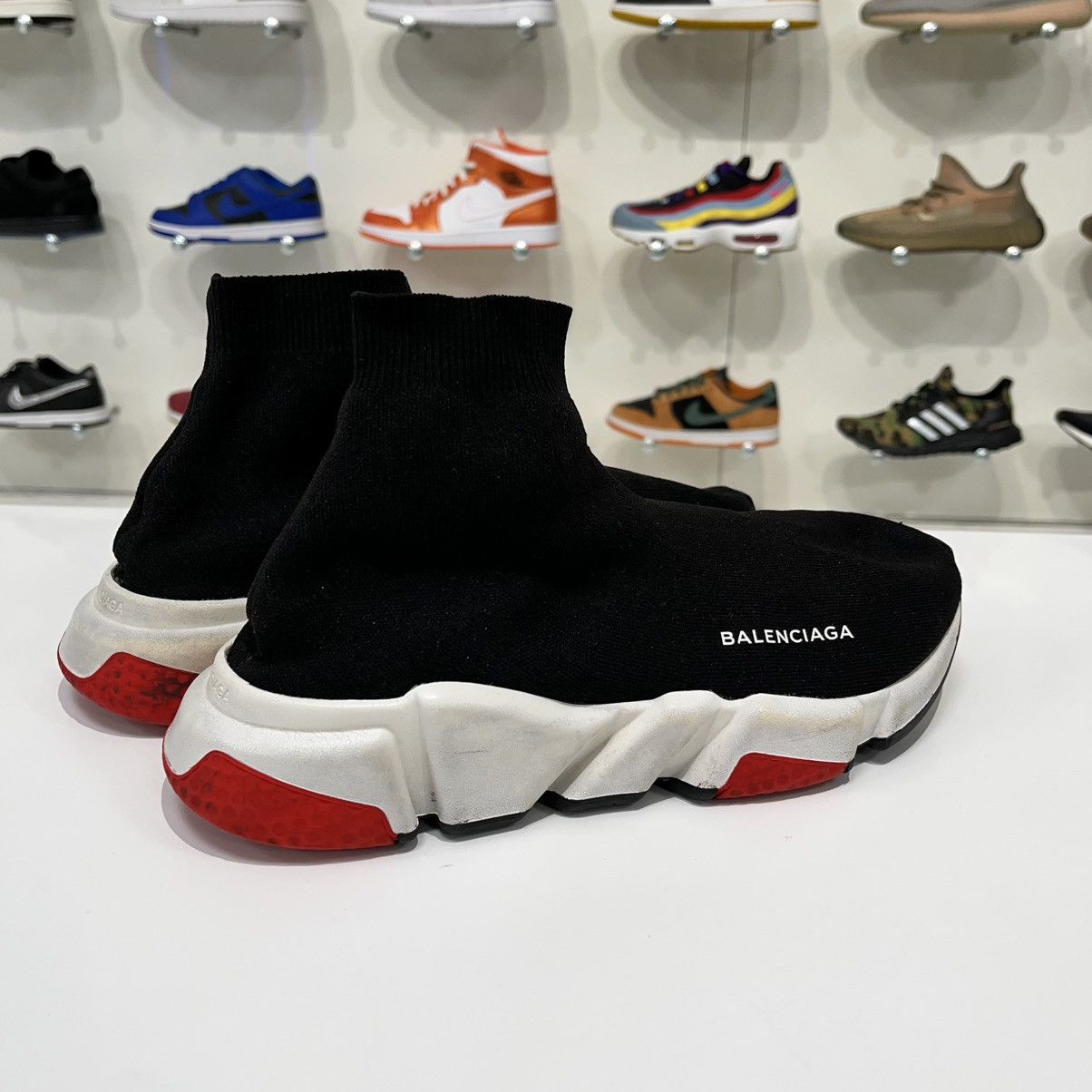 Balenciaga Balenciaga speed Trainer Black White Red Size US 6 / EU 39 - 5 Thumbnail