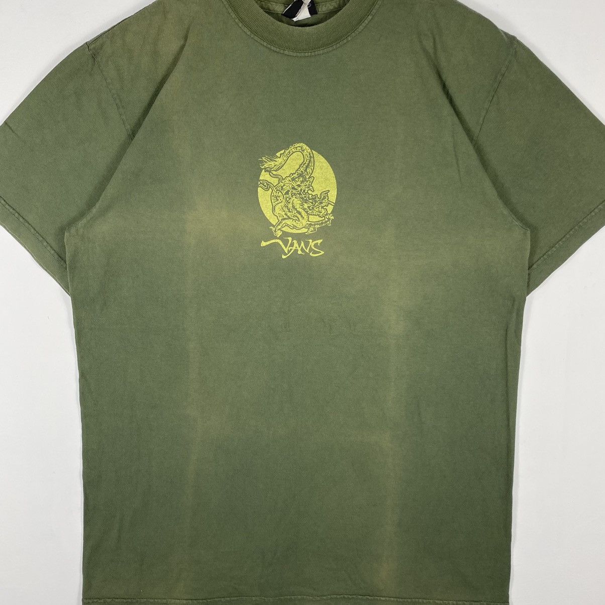 Vans Vintage 90's VANS DRAGON Graphic Faded Surf Skate Tee Size US M / EU 48-50 / 2 - 3 Thumbnail