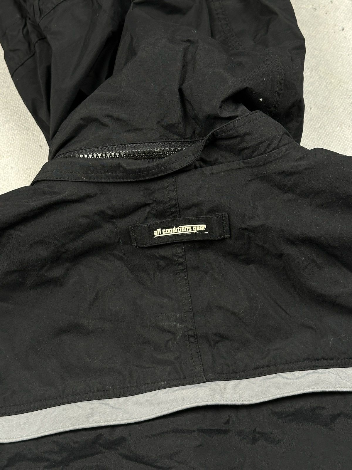 Nike ACG Vintage Nike ACG Technical Outdoor 3-In-1 Black Shell Jacket Size US M / EU 48-50 / 2 - 17 Thumbnail