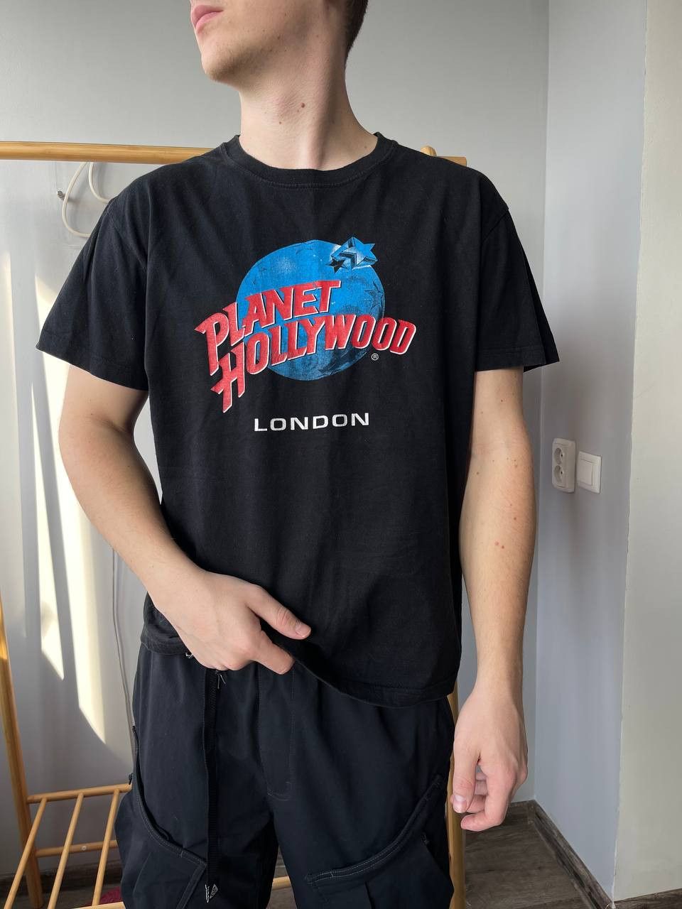 Planet Hollywood × Streetwear × Vintage Vintage 90s Planet Hollywood Las Vegas Streetwear Tee Y2K Size US L / EU 52-54 / 3 - 1 Thumbnail
