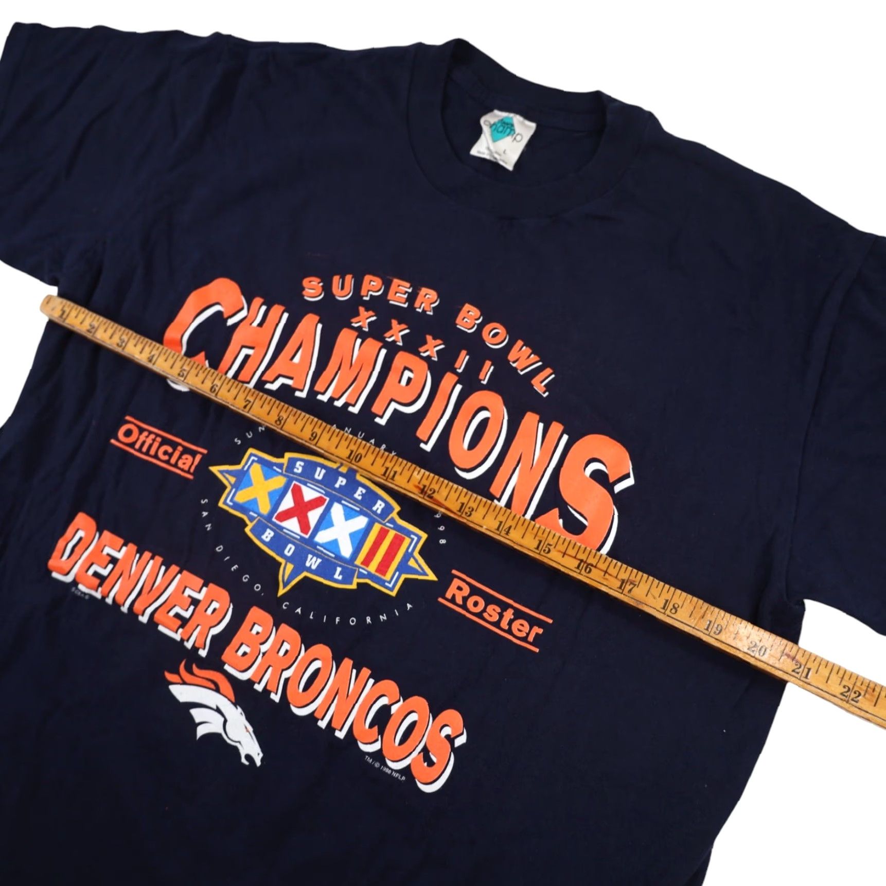 NFL VINTAGE Denver Broncos Champions Roster Graphic T Shirt Blue Mens Large L 90s NFL Shirt Size US L / EU 52-54 / 3 - 6 Thumbnail