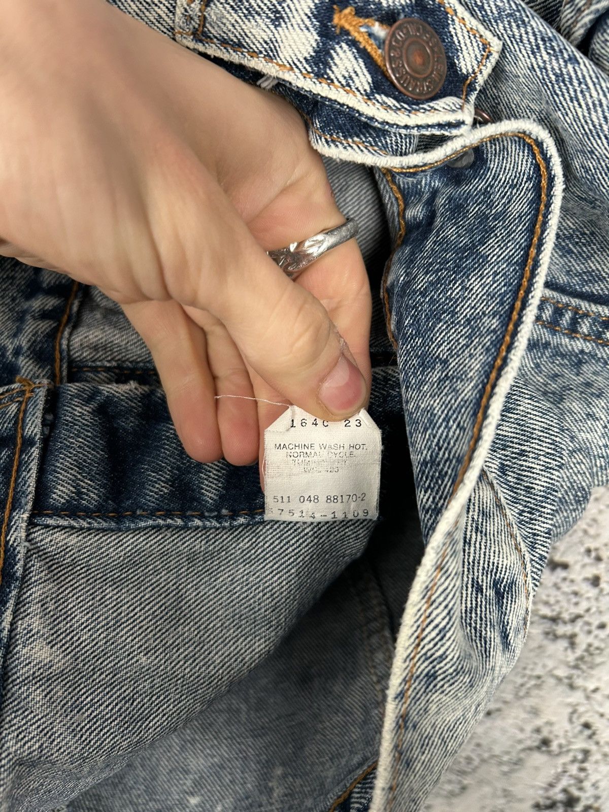 Levi's Vintage Clothing Vintage Levis 90s Made in USA Denim Jacket Avant Garde Size L / US 10 / IT 46 - 9 Thumbnail