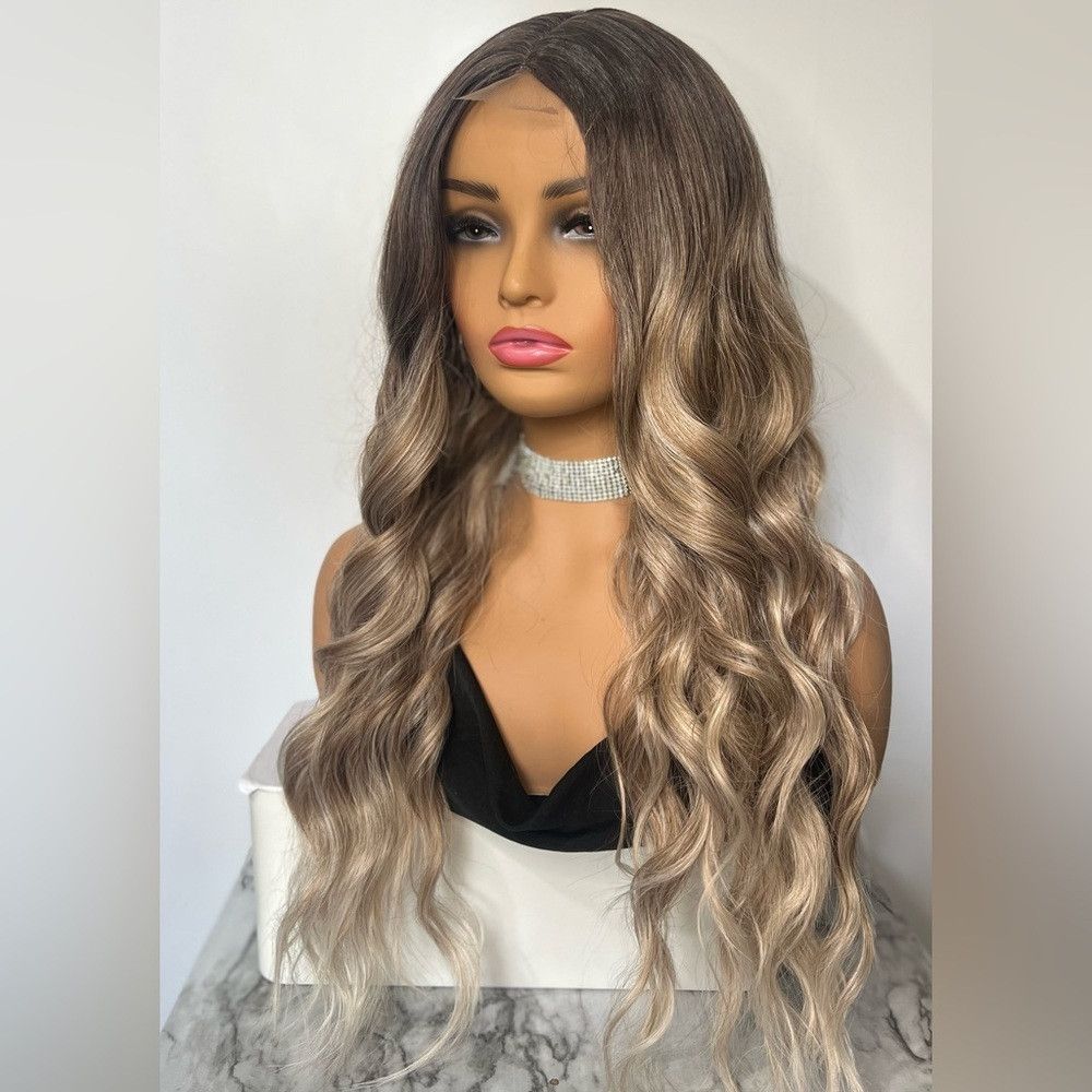 Other 4 x 2 Lace Closure Balayage Blonde Wig 26 Inch long Natural Size ONE SIZE - 1 Thumbnail