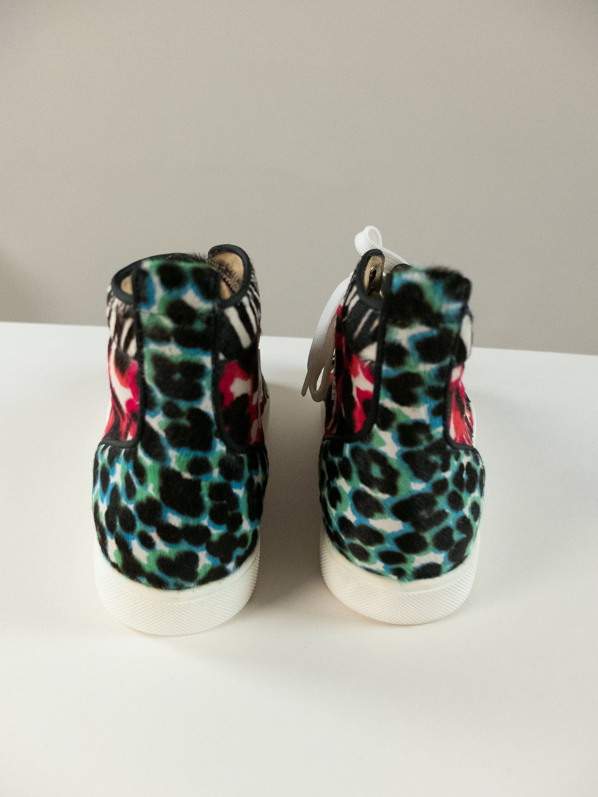Christian Louboutin CHRISTIAN LOUBOUTIN Rantus Orlato pony hair sneakers 8.5 Size US 8.5 / IT 38.5 - 4 Thumbnail