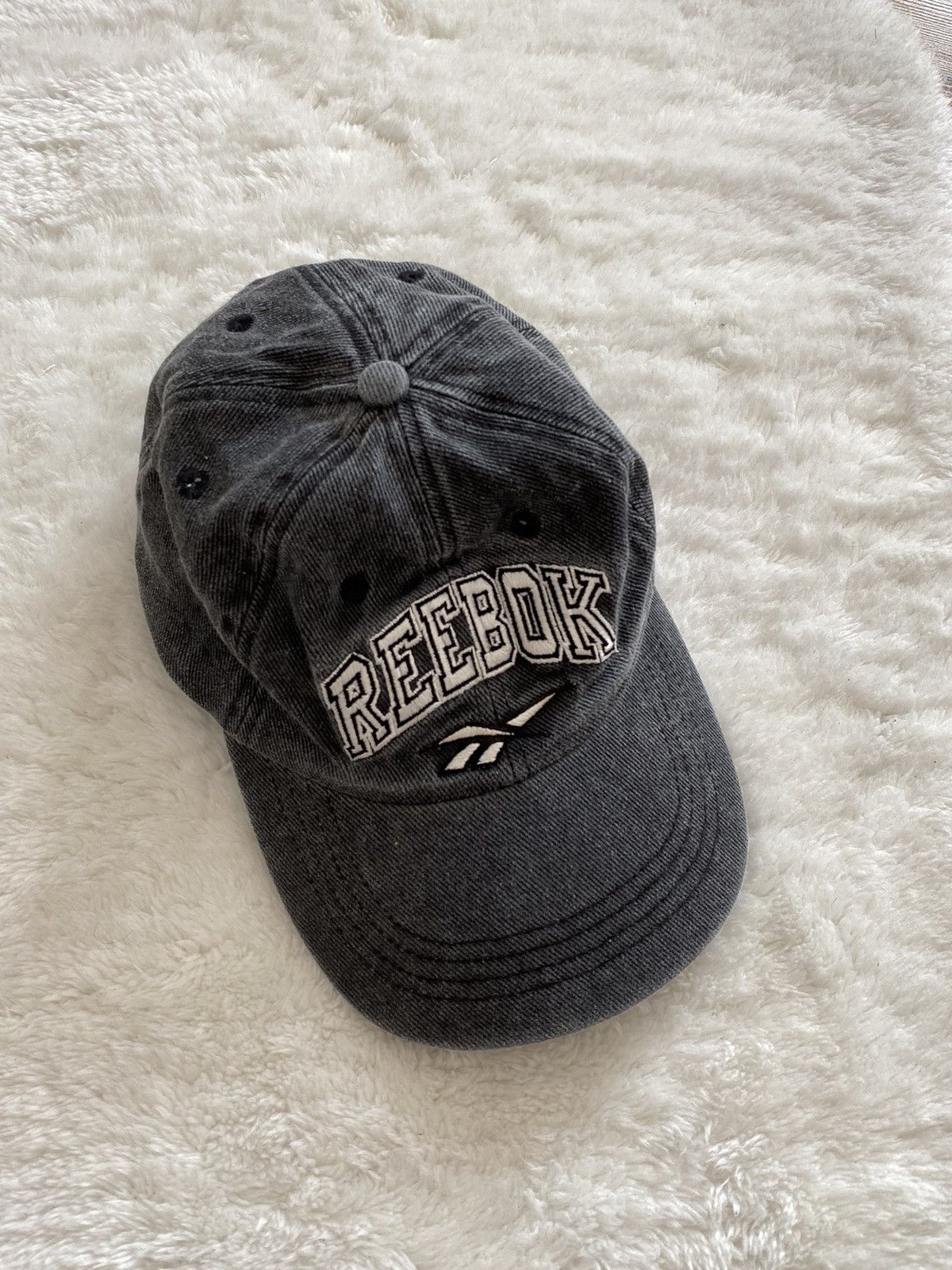 Reebok × Streetwear × Vintage Vintage Reebok Grey Caps | Grailed