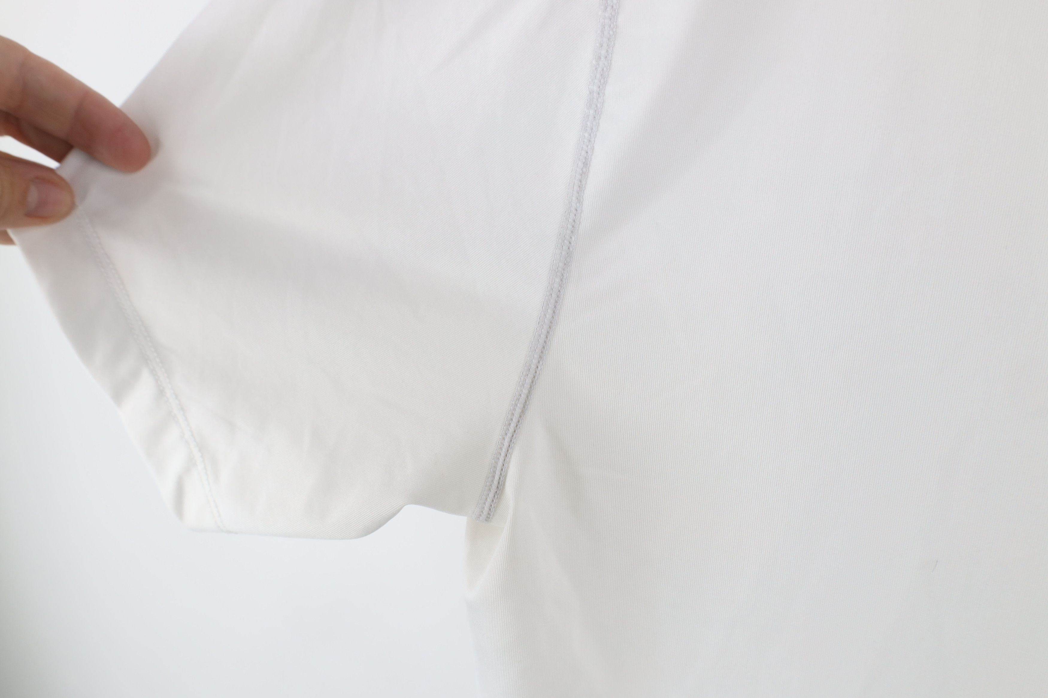 Nike × Vintage Nike Pro Combat Compression Gym Training T-Shirt White Size US L / EU 52-54 / 3 - 10 Thumbnail