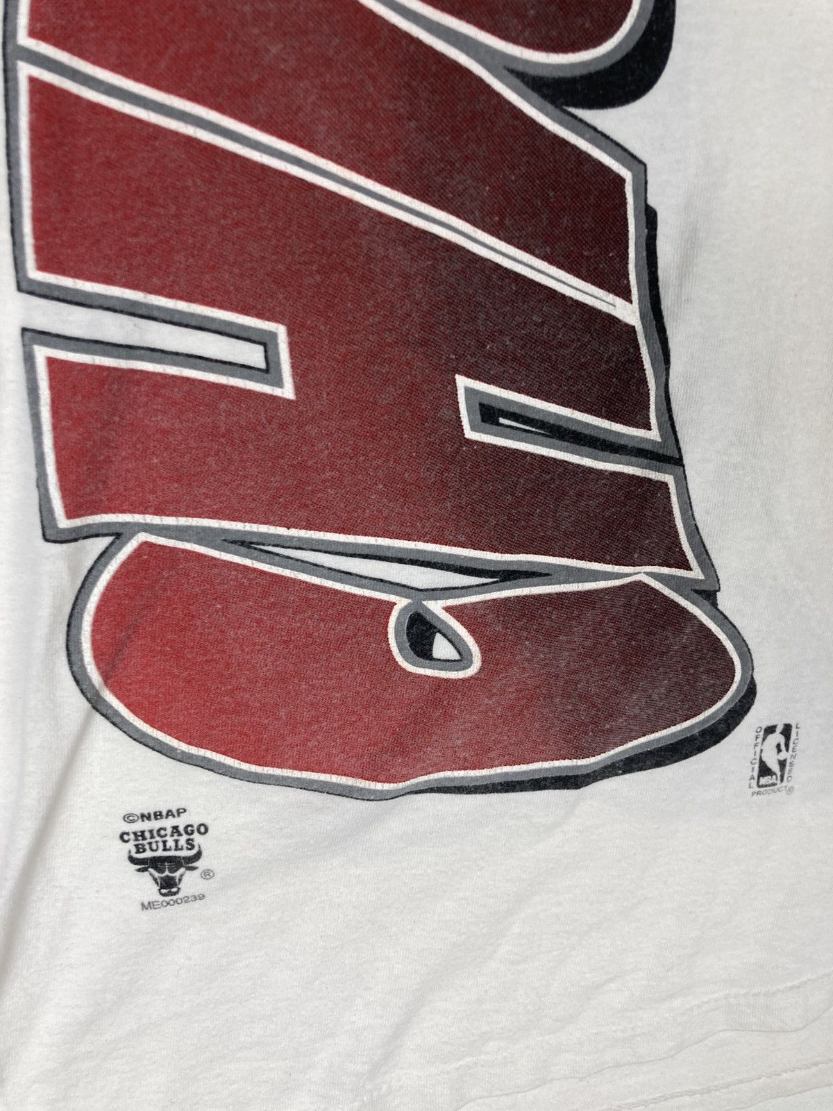 NBA Vintage NBA Chicago Bulls Made In Usa Fullprint T-Shirt Size US M / EU 48-50 / 2 - 6 Thumbnail