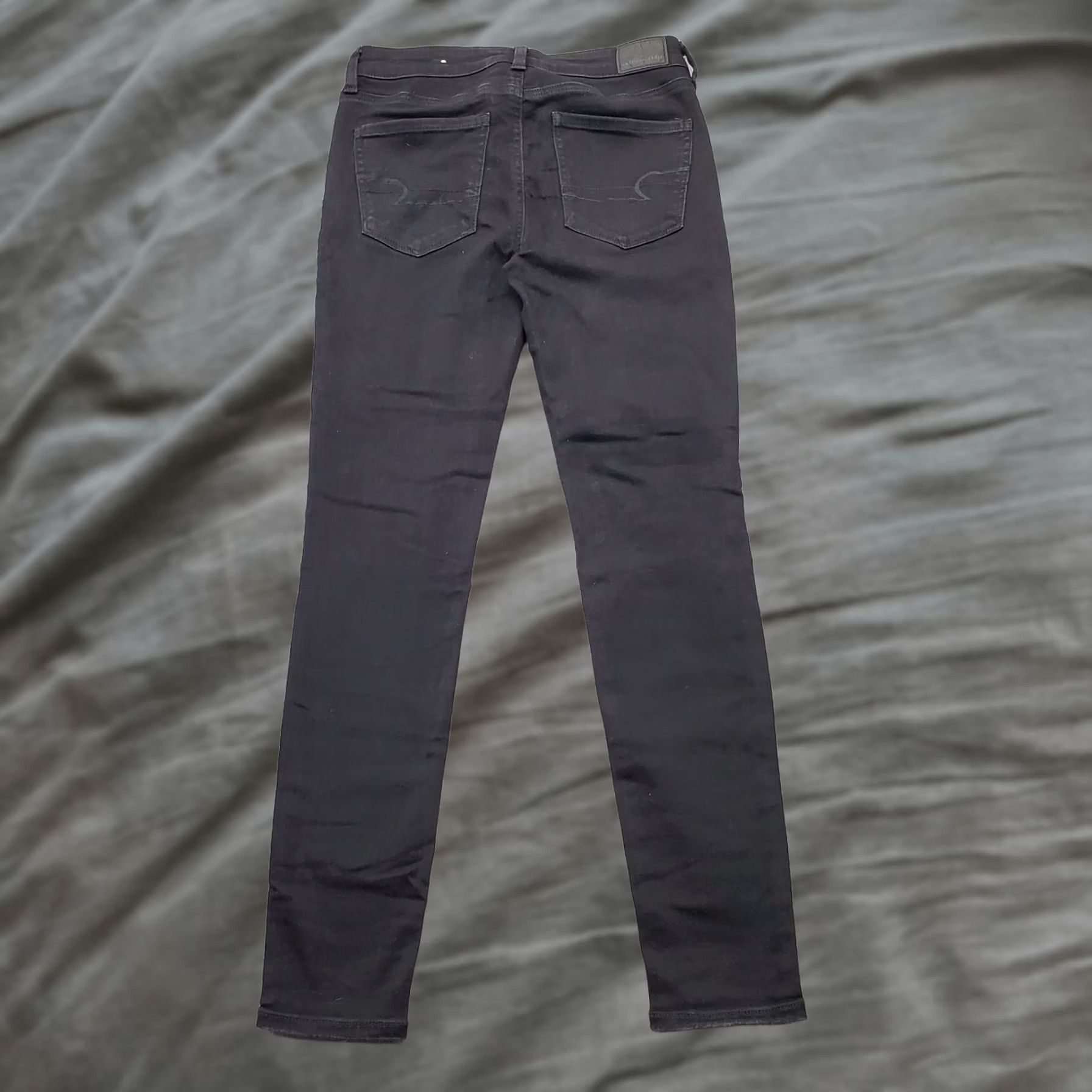 American Eagle Outfitters American Eagle Outfitters Skinny Jeans Womens 4 Black Denim Distressed Next Level Stretch XS Size 27" / US 4 / IT 40 - 1 Thumbnail
