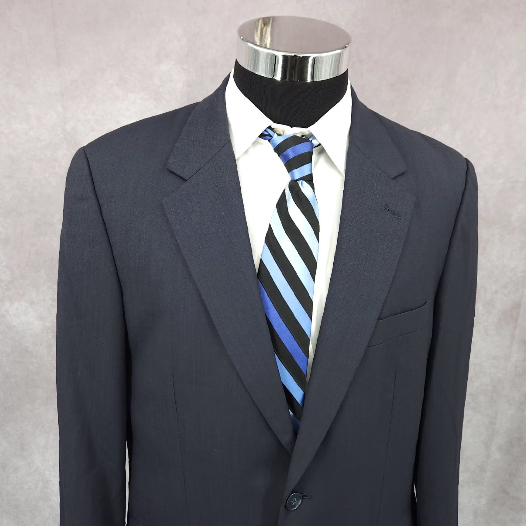 Vintage Savile Row Blazer Mens 40R Blue Wool Sport Coat Jacket 2 Buttons Vent Blazer Jacket Notch Lapel Single-Breasted Men Size 40R - 3 Thumbnail