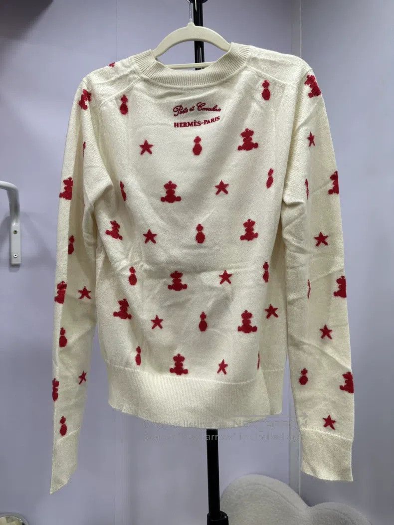Hermes Hermes White cashmere sweater with red embroidery Size XS / US 0-2 / IT 36-38 - 2 Thumbnail