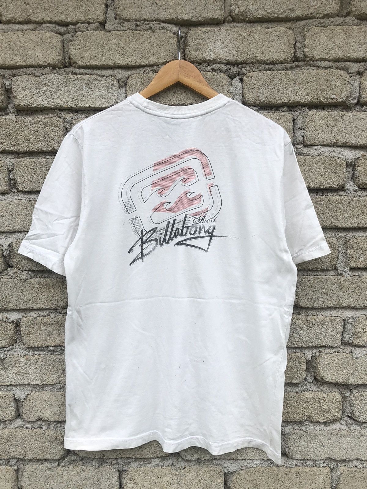 Billabong Vintage RARE Y2K Billabong Big Logo Tee Size US L / EU 52-54 / 3 - 1 Thumbnail