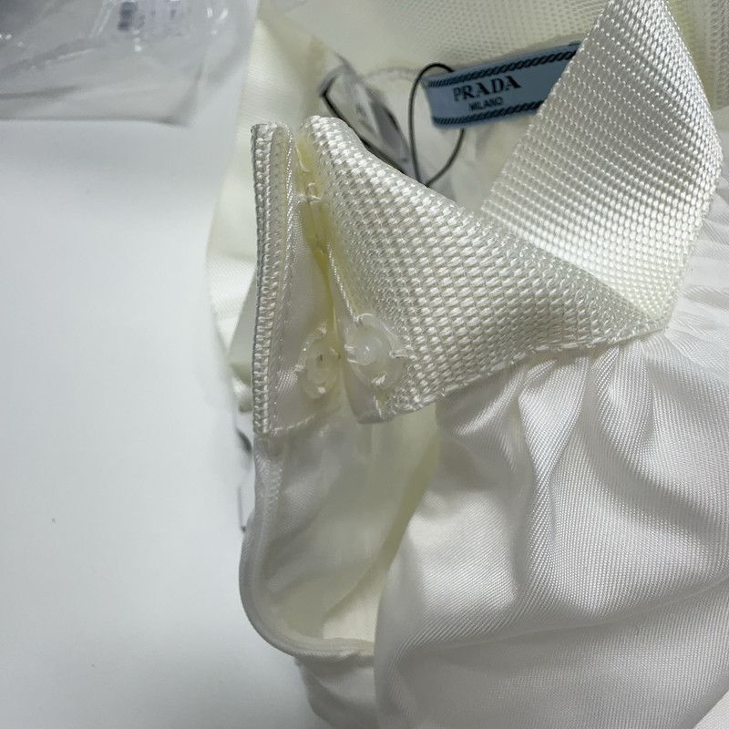 Prada Prada SS21 Recycled Nylon Shorts for Women-2506 Size US 38 / EU 54 - 9 Thumbnail