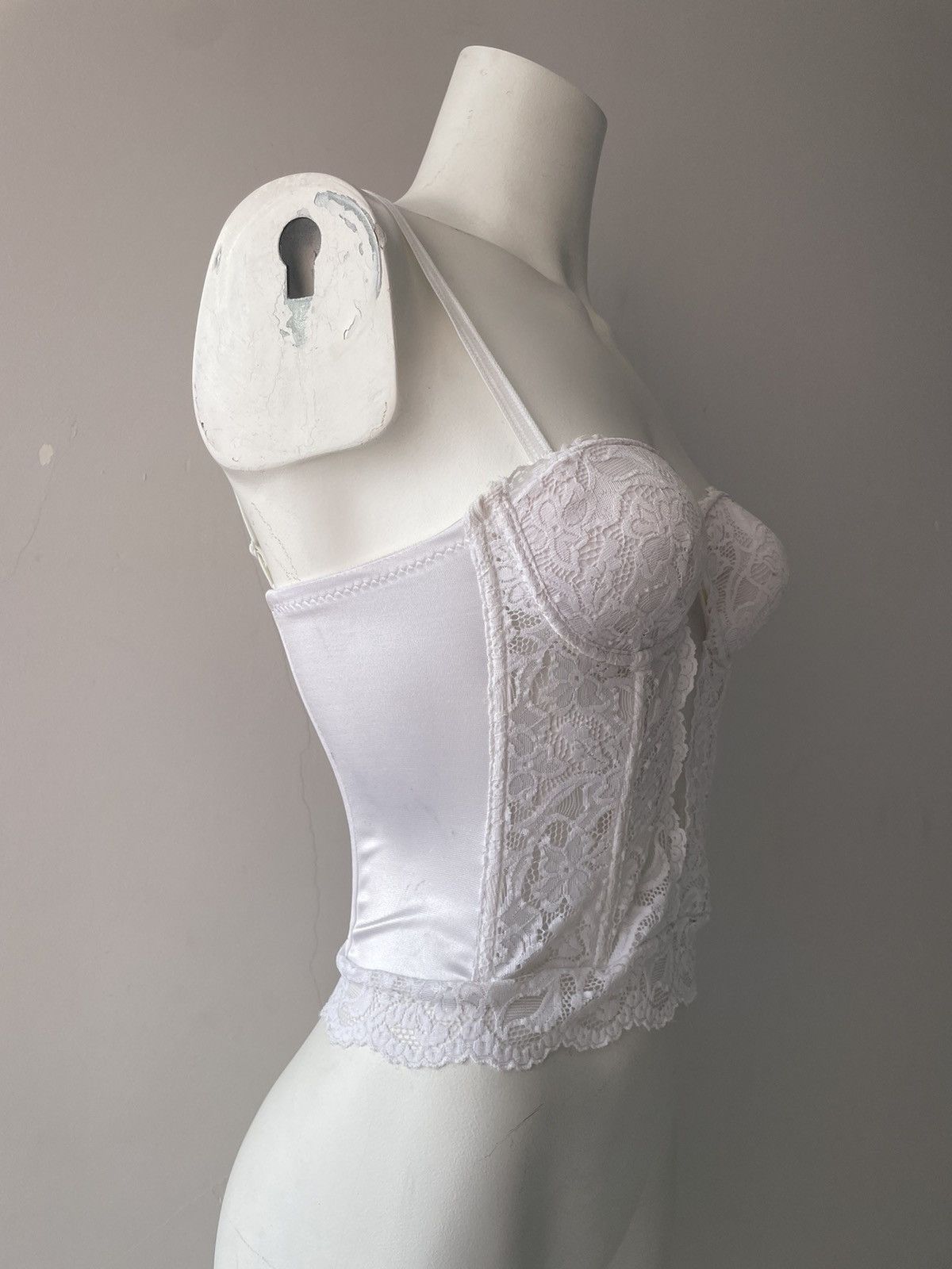 Vintage Vin corset Size M / US 6-8 / IT 42-44 - 5 Thumbnail