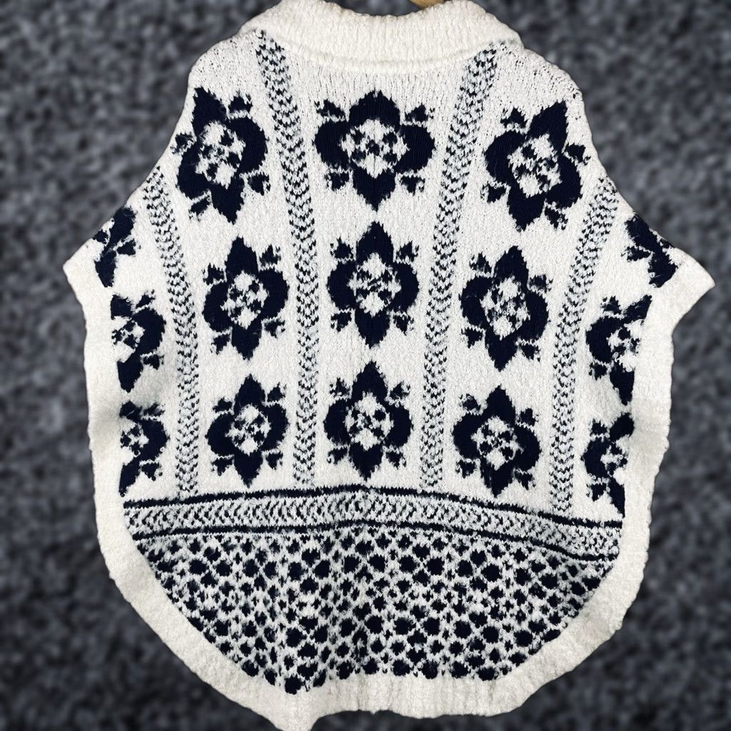 Gap VINTAGE Gap Women’s Sweater Poncho XS/S Granola 1/4 Zip Fair Isle Knitted 90s Bohemian Western Oversized Christmas Knit Cozy Ivory Womens Size XS / US 0-2 / IT 36-38 - 1 Thumbnail