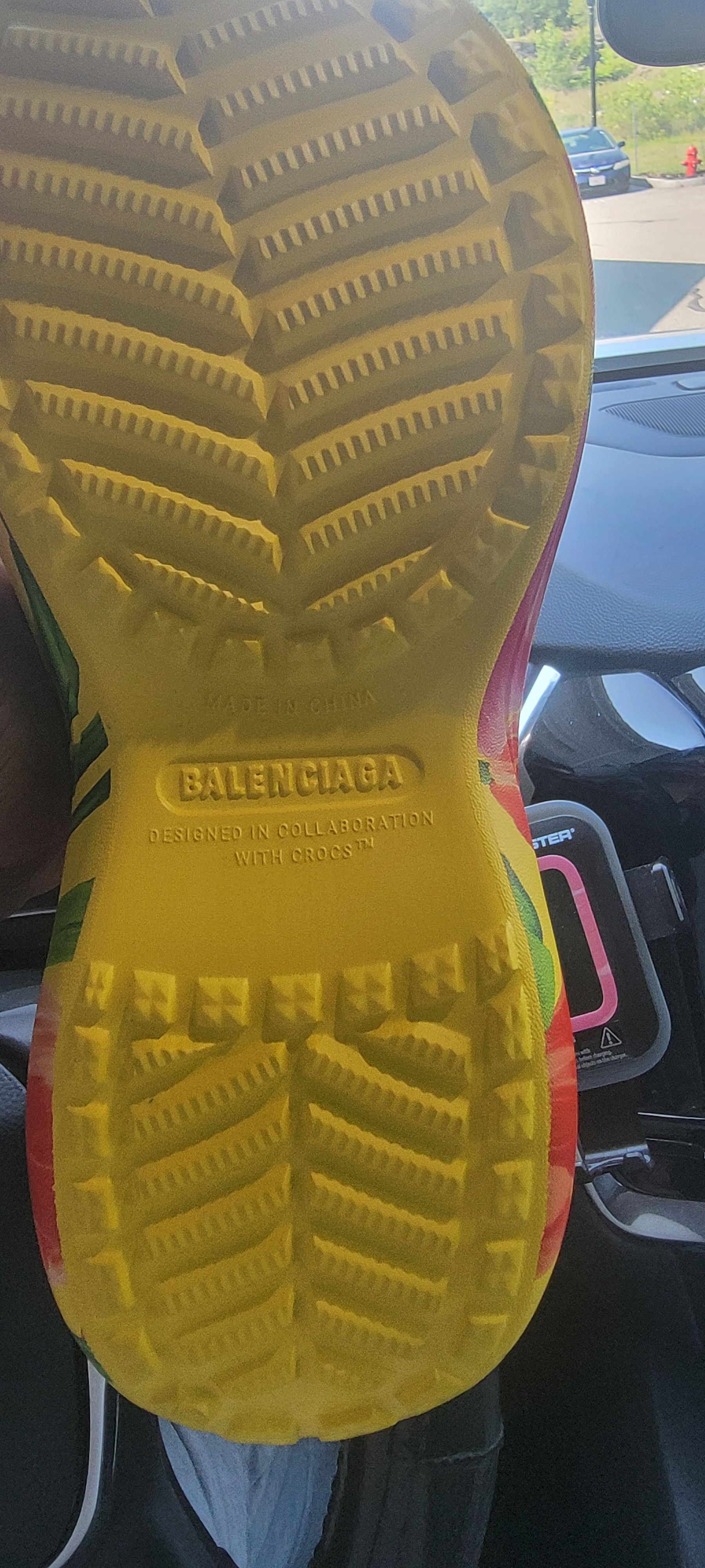 Balenciaga × Crocs Balenciaga Pool Crocs Slide Sandal Tulip Size 8 US floral Size US 8 / IT 38 - 7 Thumbnail