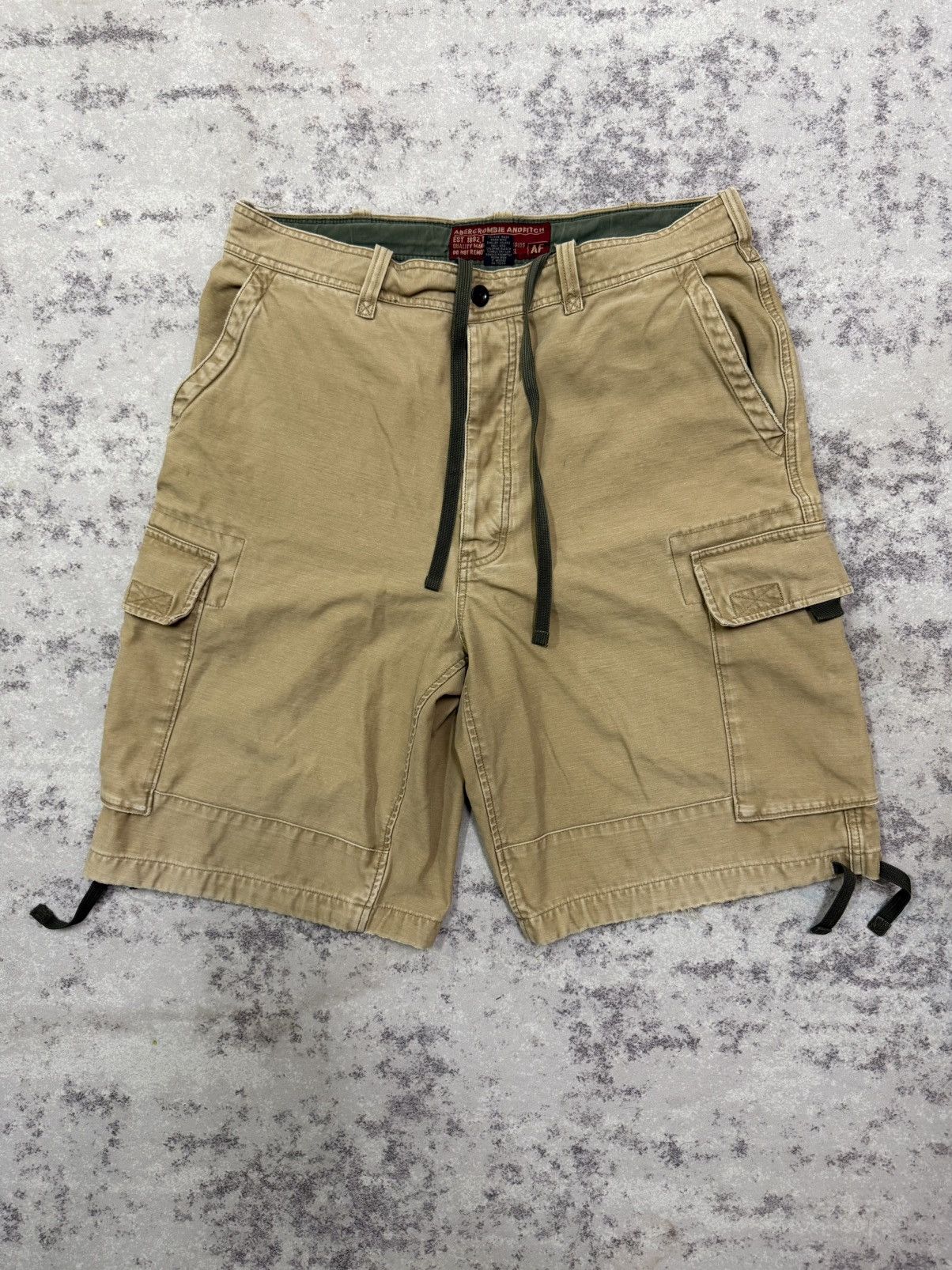 Abercrombie & Fitch Abercrombie and fitch khakis cargo short pants Size US 34 / EU 50 - 3 Thumbnail