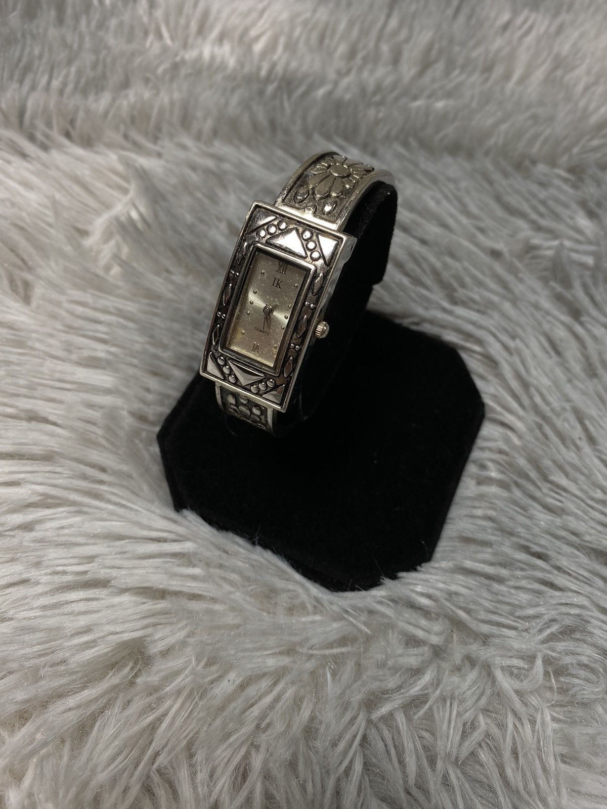 Hysteric Glamour × Japanese Brand ✅Futuristic✅ Silver Floral Bracelet Watch Japanese Brand Size ONE SIZE - 1 Thumbnail