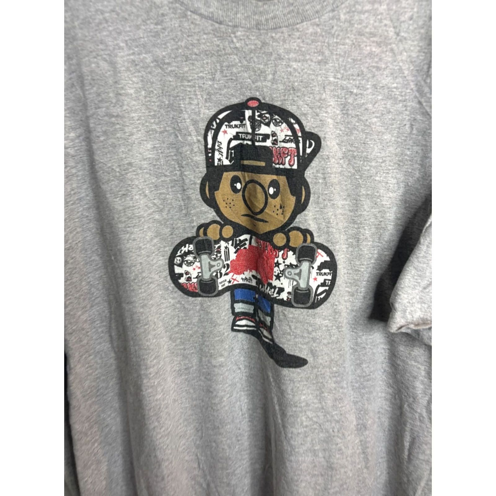 Vintage VINTAGE TruckFit T-Shirt Crew Neck S/S Men's 3XL Gray Music Graphic 2010-2019) Size US XXL / EU 58 / 5 - 4 Thumbnail