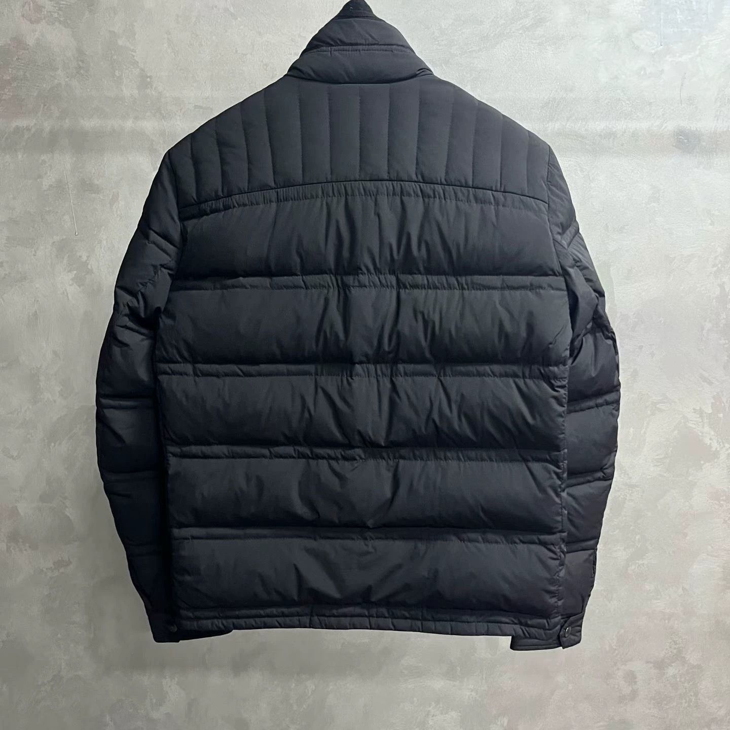 Moncler moncler black striped down jacket with tags Size US S / EU 44-46 / 1 - 2 Thumbnail