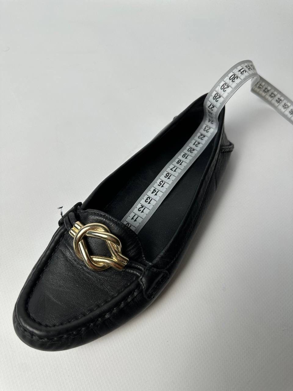 Gucci Gucci Loafers Driving Mocassins Gold Knot Detail Leather Size US 6 / IT 36 - 18 Thumbnail