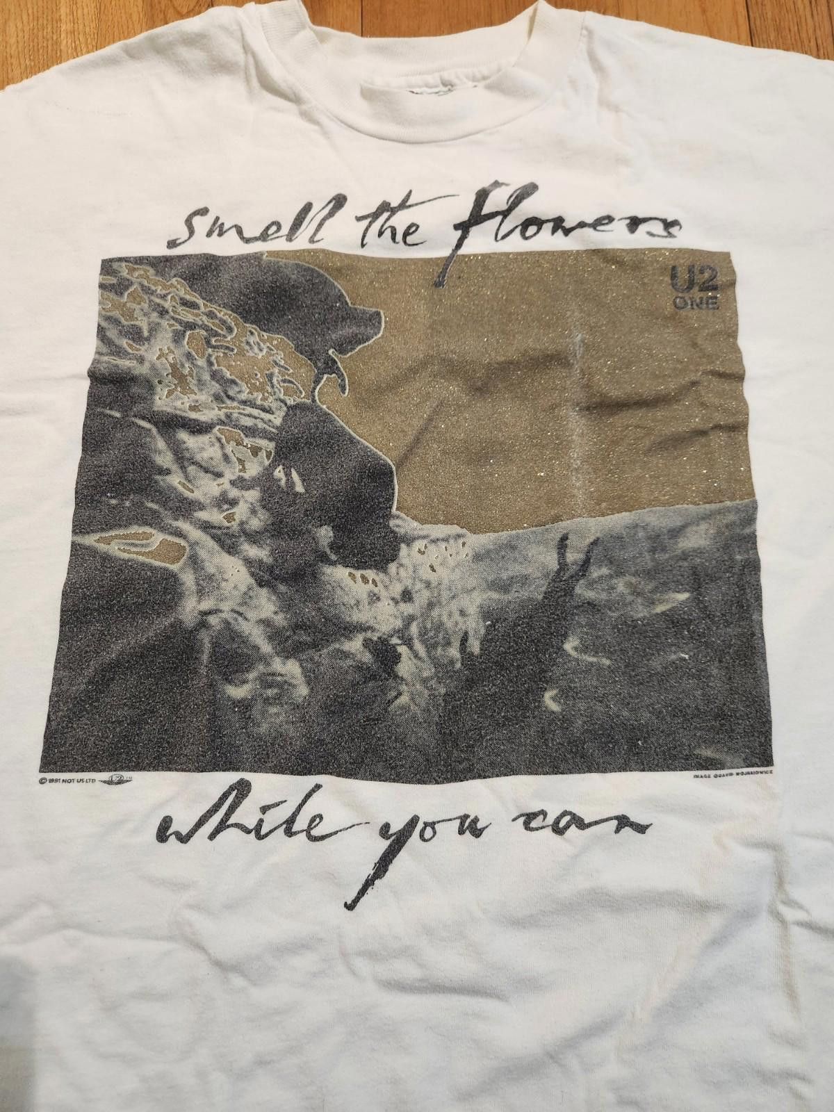 Hanes Vintage 90s U2 Single Stitch Smell The Flowers Tour Shirt XL Size US XL / EU 56 / 4 - 2 Thumbnail