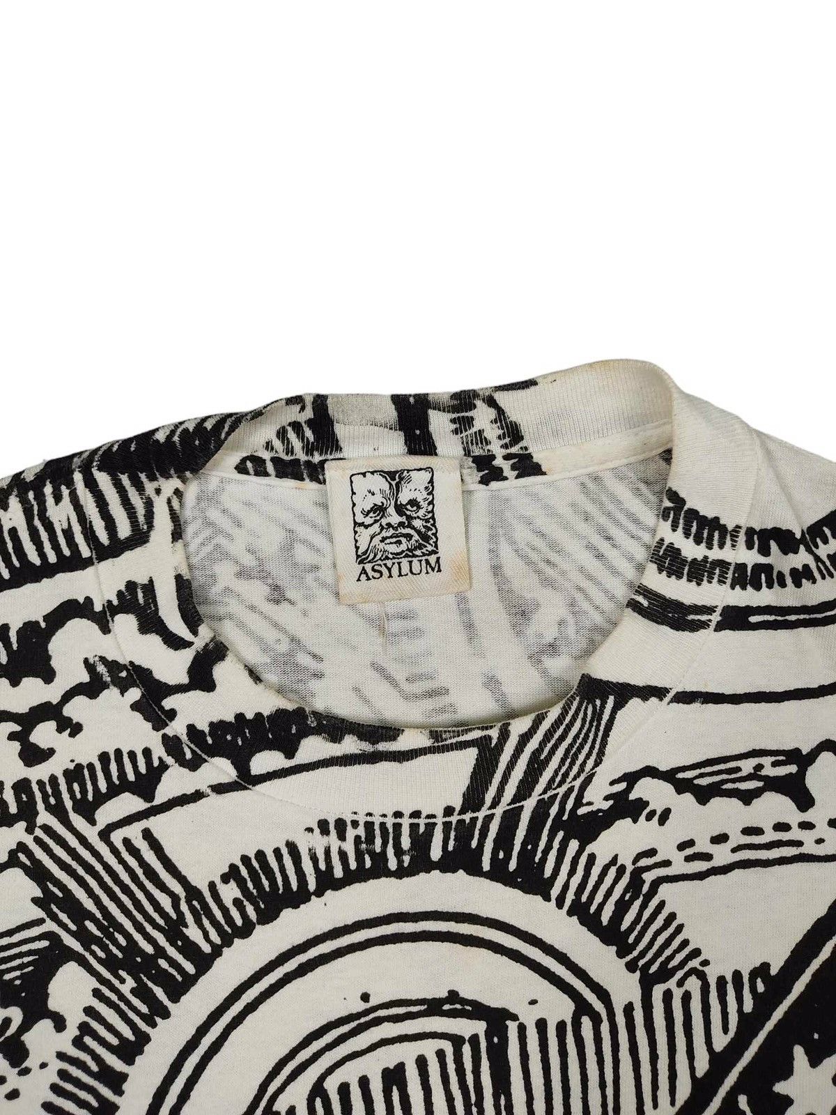 Arts & Science × Vintage Vintage Asylum All Over Print Tee T-Shirt Size US M / EU 48-50 / 2 - 3 Thumbnail