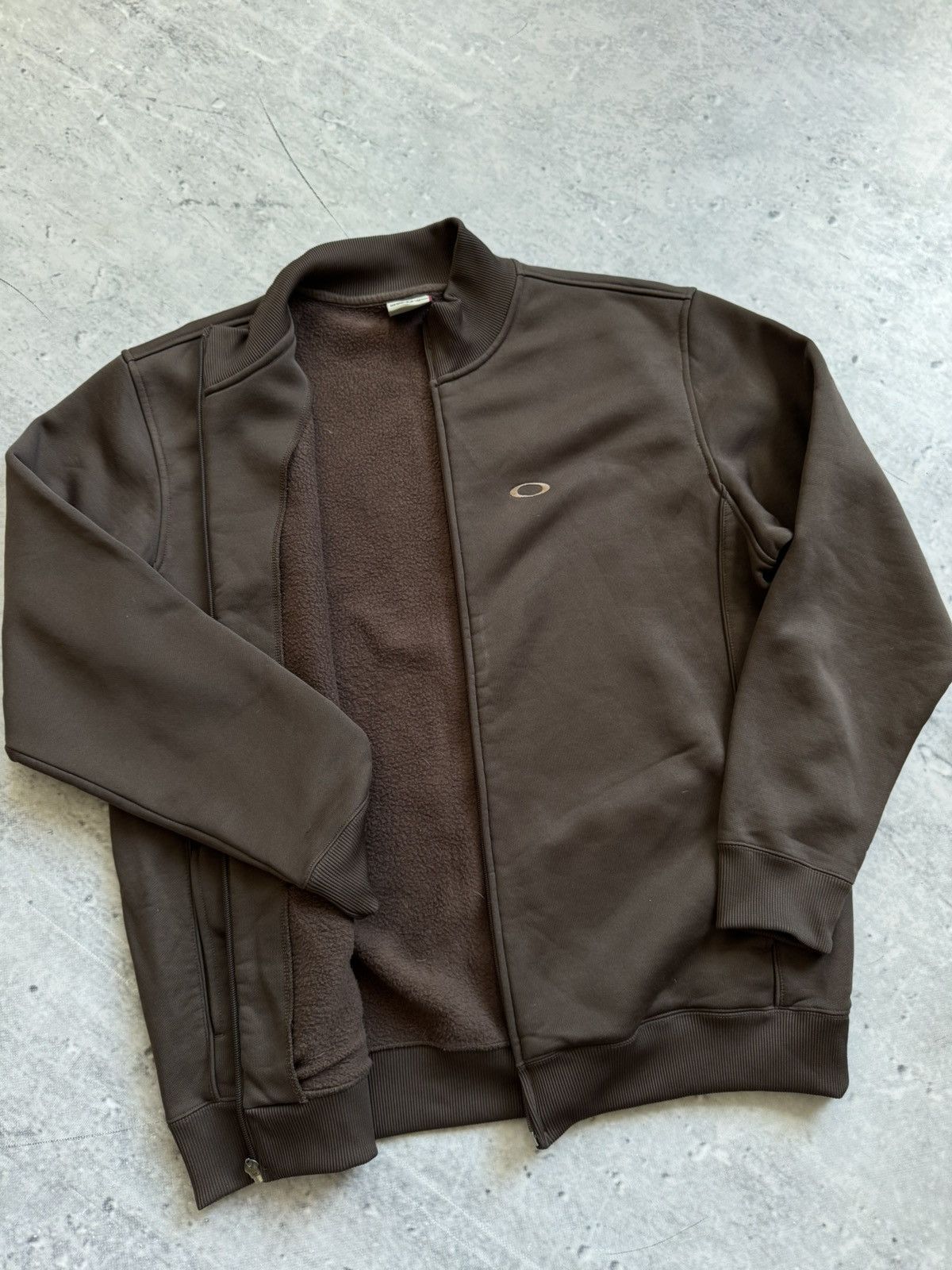 Oakley 🍂Oakley zip brown Travis Scott style 00s Size US L / EU 52-54 / 3 - 7 Thumbnail
