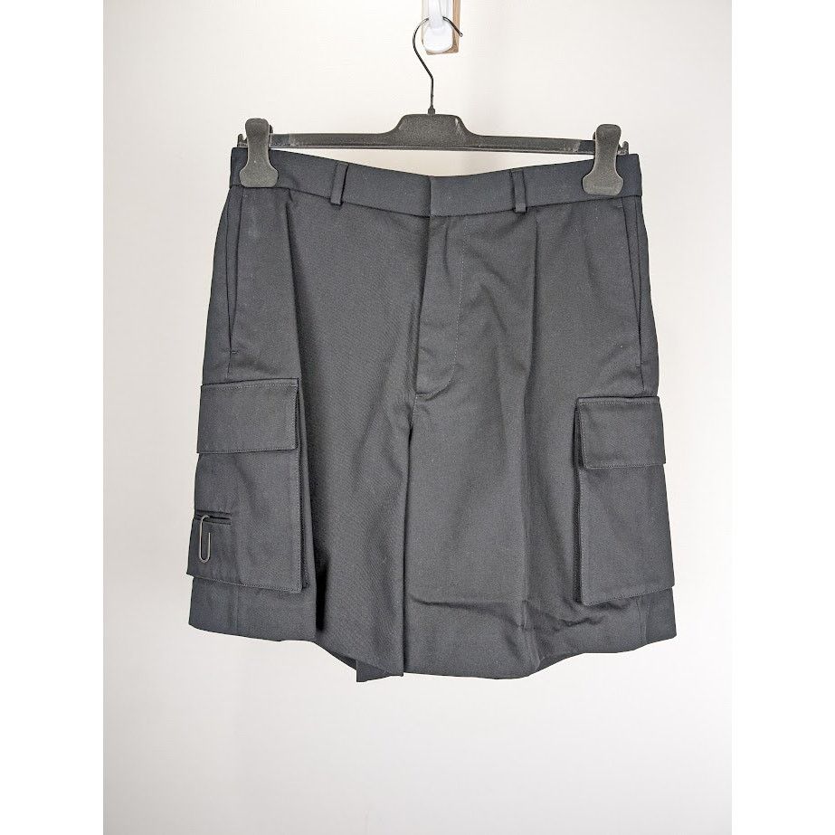 Off-White o1rshd1 Cargo Short In Black Size US 34 / EU 50 - 1 Thumbnail