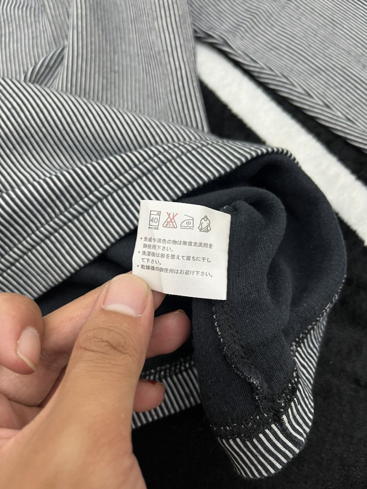 Japanese Brand Commontage Pinstripe LS Henley Shirt Casual Streetwear Size US L / EU 52-54 / 3 - 8 Thumbnail
