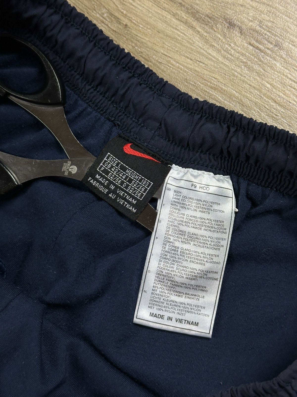 Nike × Vintage Vintage 90’s Nike Nylon Drill Baggy Track Pants Y2K Joggers Size US 34 / EU 50 - 12 Thumbnail
