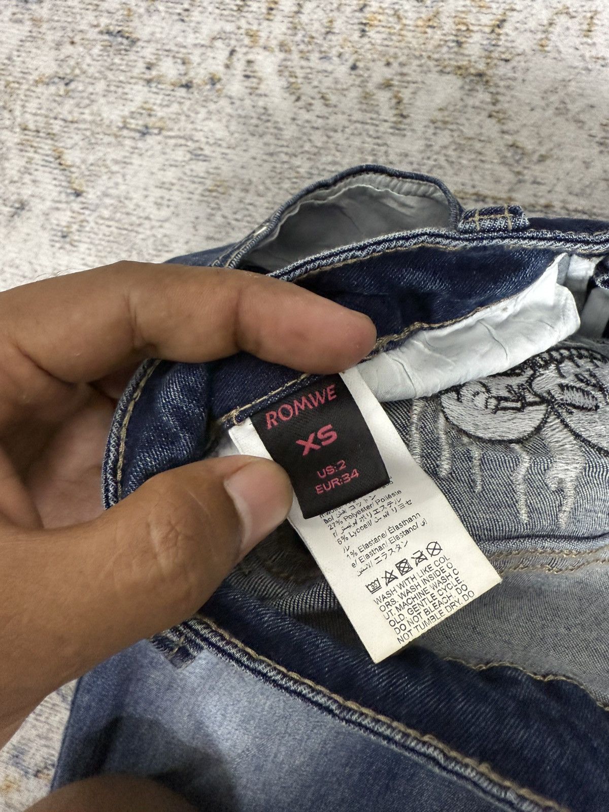 Tornado Mart Romwe y2k skull art style denim pants Size 25" / US 0 / IT 36 - 8 Thumbnail