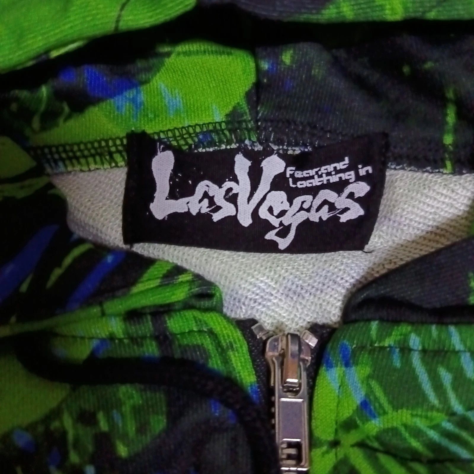 Japanese Brand Fear and Loathing in Las Vegas Japanese Band Hoodie Anime Size US L / EU 52-54 / 3 - 3 Thumbnail