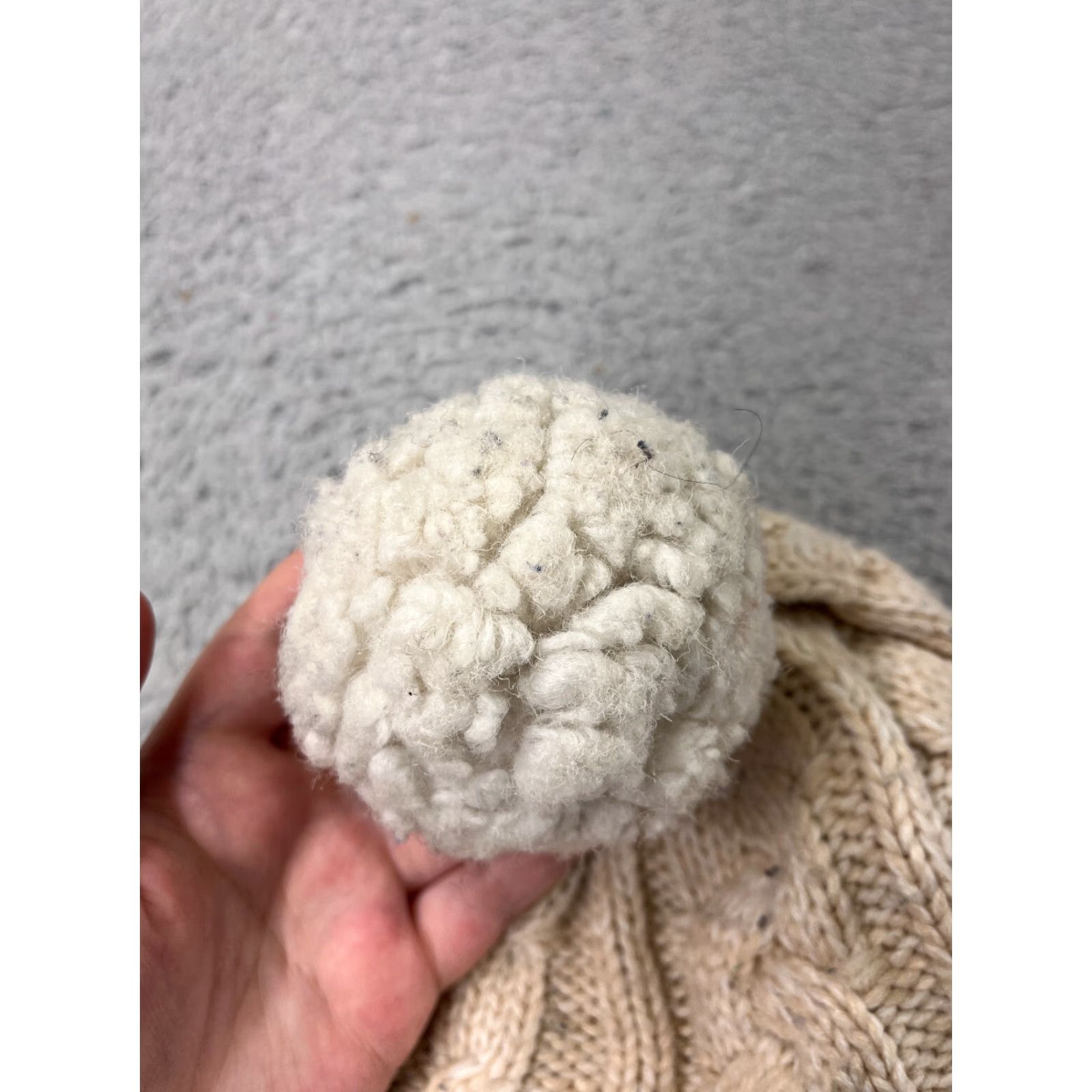 Victoria's Secret Victoria's Secret Beanie Adult One Size Ivory Pom PINK Poly Sherpa Lined Knit Logo Women Size ONE SIZE - 3 Thumbnail