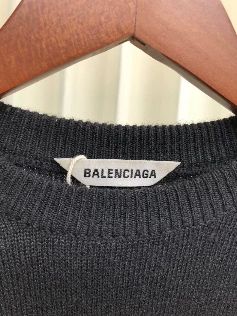 Balenciaga Balenciaga Seven language color logo pullover men's and wom Size US XS / EU 42 / 0 - 4 Thumbnail