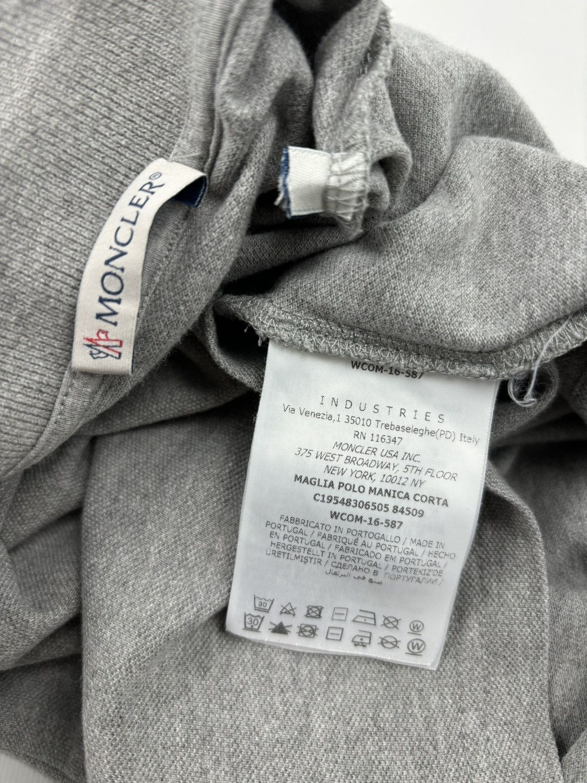 Moncler Women's Gamme Bleu MAGLIA Manica Corta Polo Grey Cotton Patch Logo Buttons T-Shirt Size ONE SIZE - 20 Thumbnail
