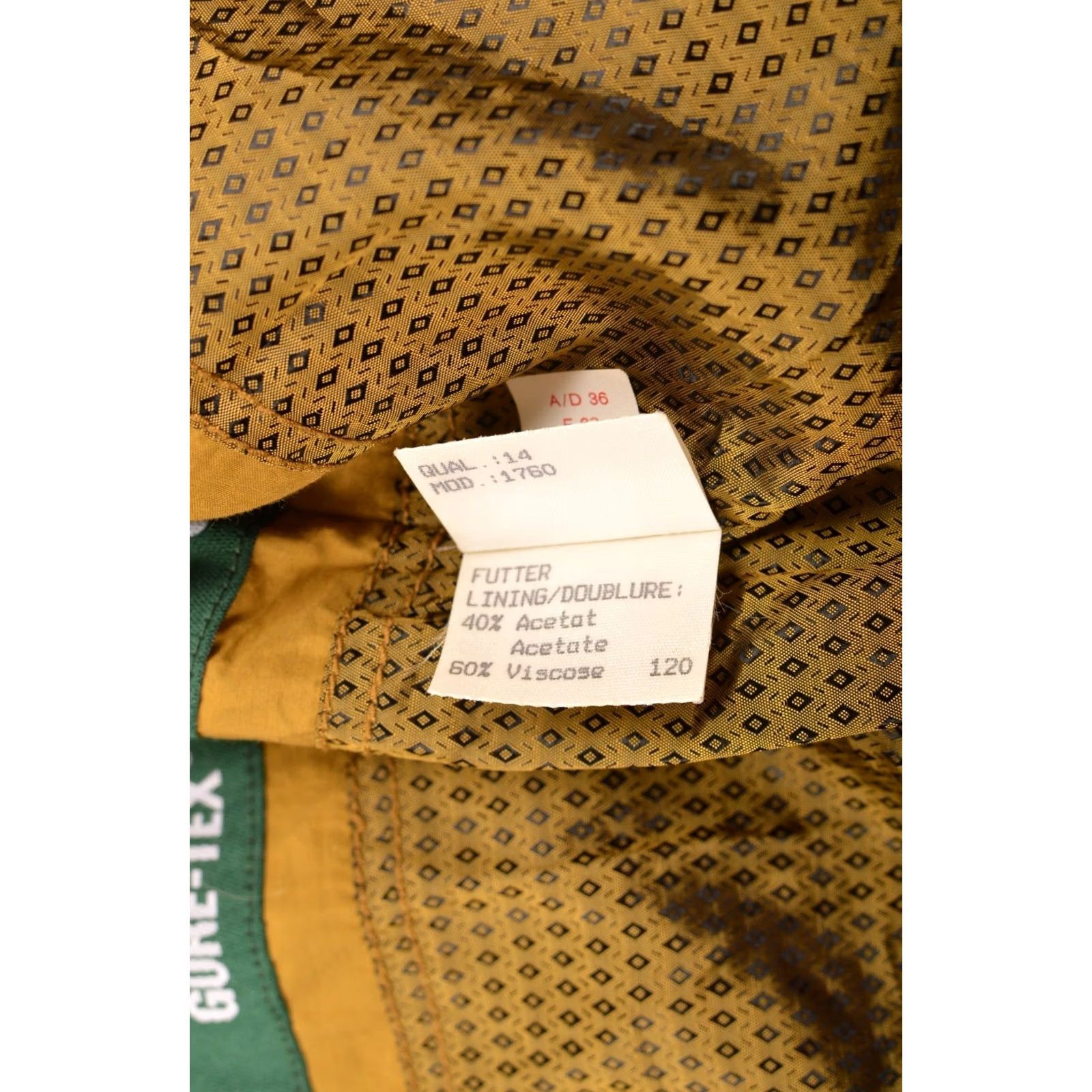 Vintage Schneiders Vintage Womens Gore-Tex GTX Mustand Jacket Made in Austria Size USA 8 Jacket Womens 8 GTX Gore-Tex Austria Vintage Schneiders Size M / US 6-8 / IT 42-44 - 7 Thumbnail