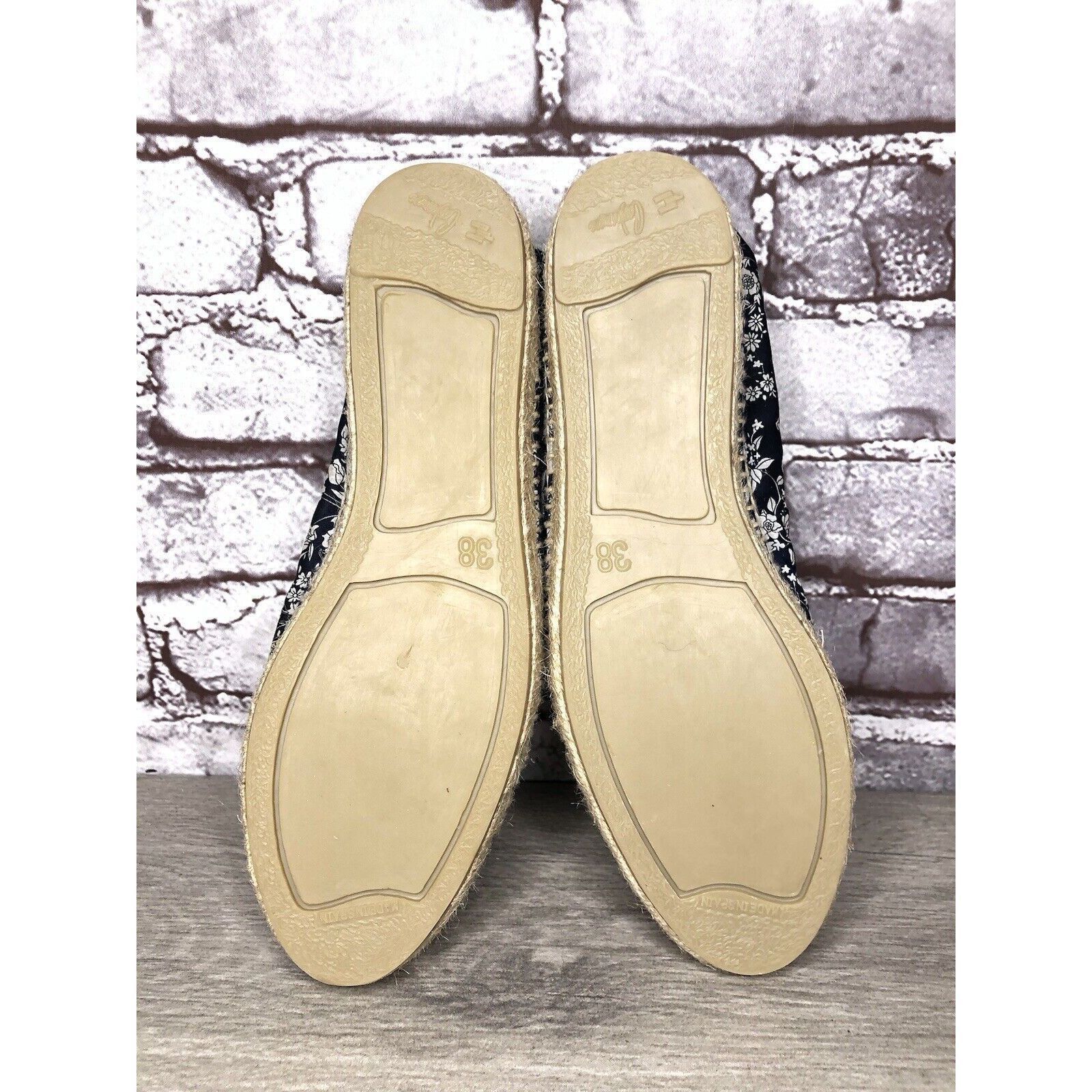 Castaner Castaner Espadrilles Blue Floral Canvas Fabric Slip On Flats Size US 7.5 / IT 37.5 - 8 Thumbnail