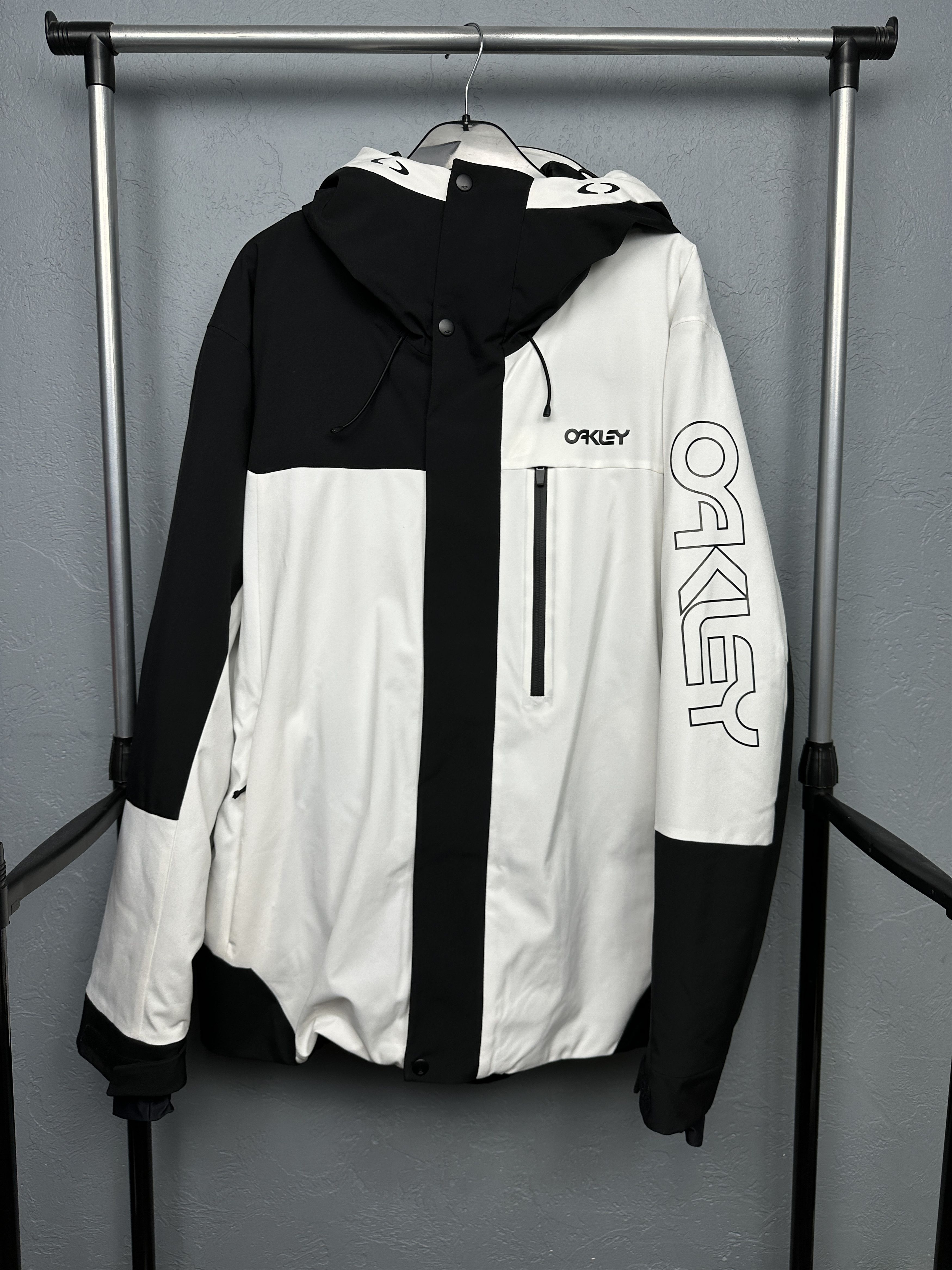 Oakley Oakley Mens Ski Jacket Size US XL / EU 56 / 4 - 1 Thumbnail