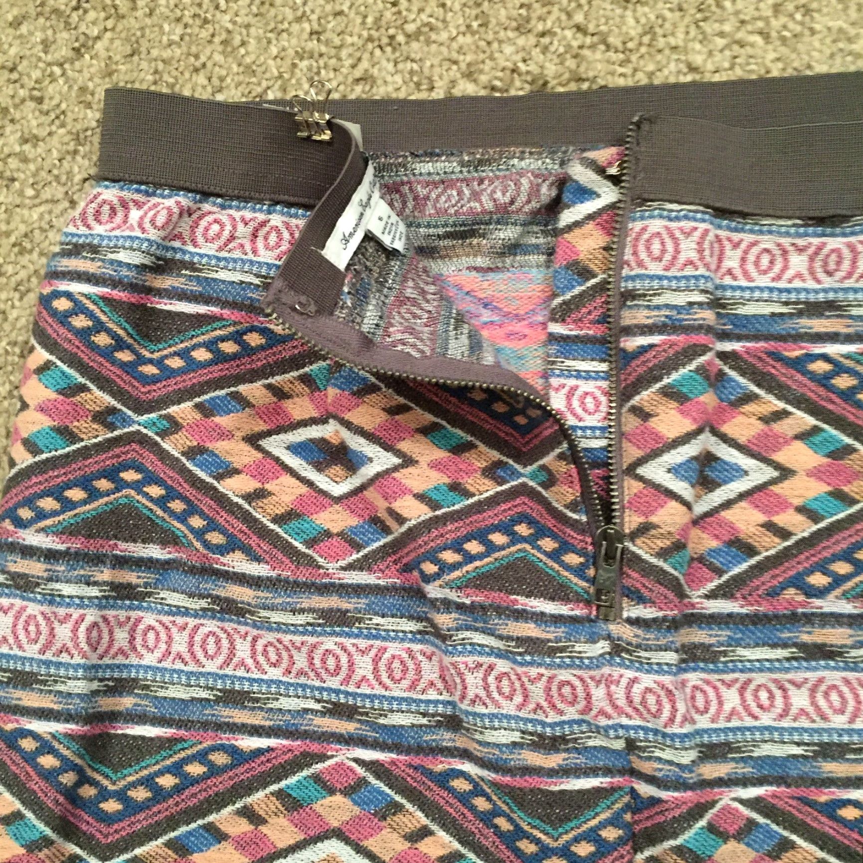 American Eagle Outfitters American Eagle Outfitters Skirt Women Short Multicolor Geometric Pencil Size 6 Size 28" / US 6 / IT 42 - 7 Thumbnail