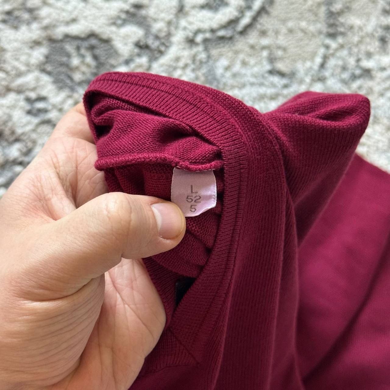 Yves Saint Laurent Vintage Yves Saint Laurent YSL Maroon V-Neck Sweater Size L Size US L / EU 52-54 / 3 - 8 Thumbnail
