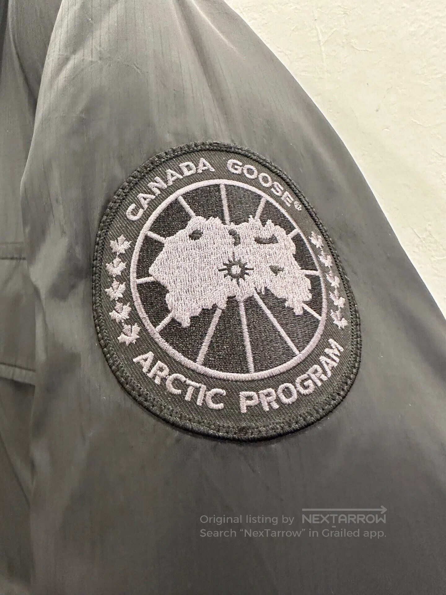 Canada Goose Canada Goose x Barneys New York Down Jacket. Size US L / EU 52-54 / 3 - 4 Thumbnail
