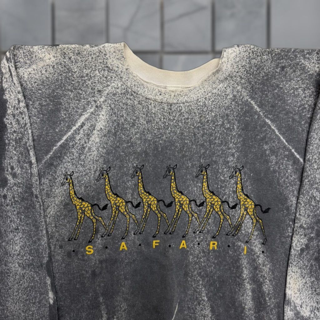 Vintage VINTAGE Healthknit Sweatshirt Giraffe Gray Mens XL Graphic Print Fleece Crew Neck Baroque Animals Outdoor Pullover Size US XL / EU 56 / 4 - 1 Thumbnail